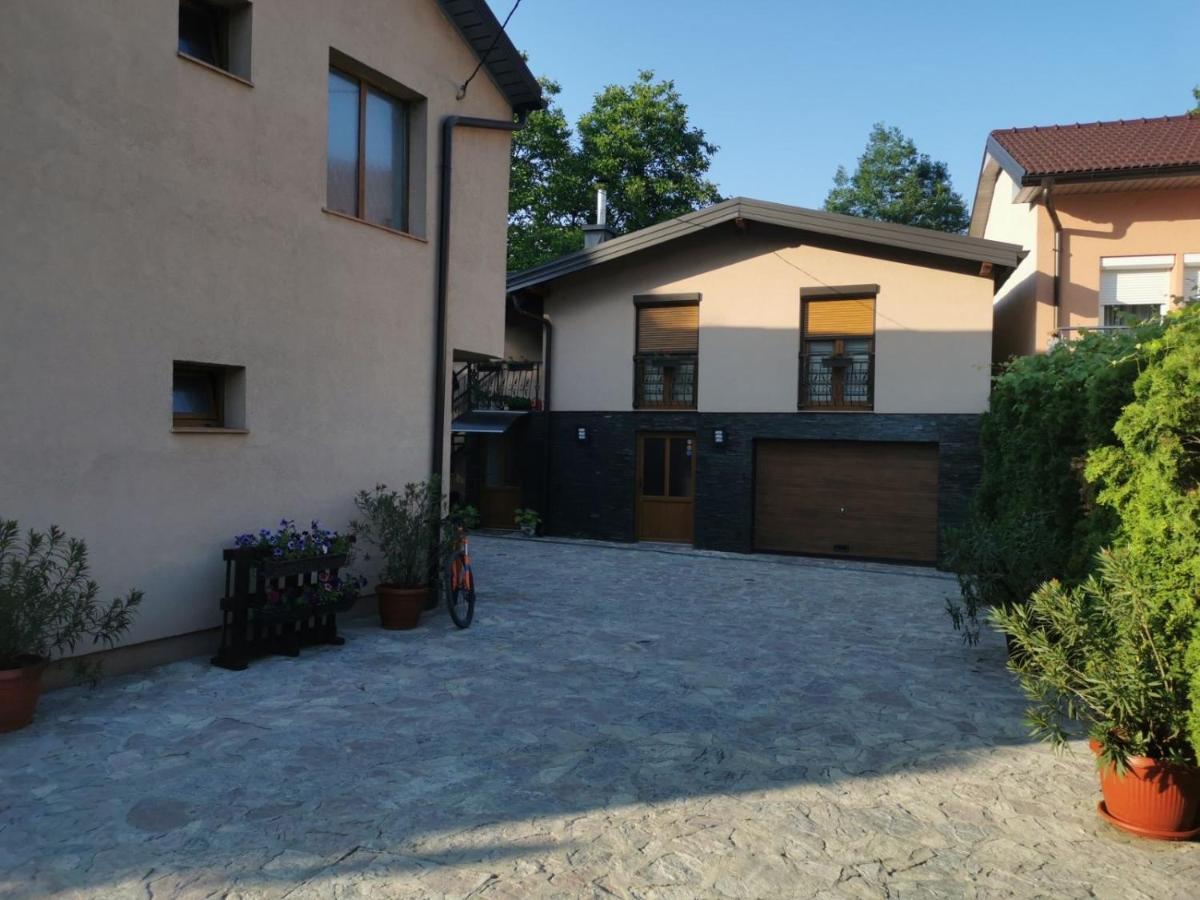 House Leyla Bihać Exterior foto